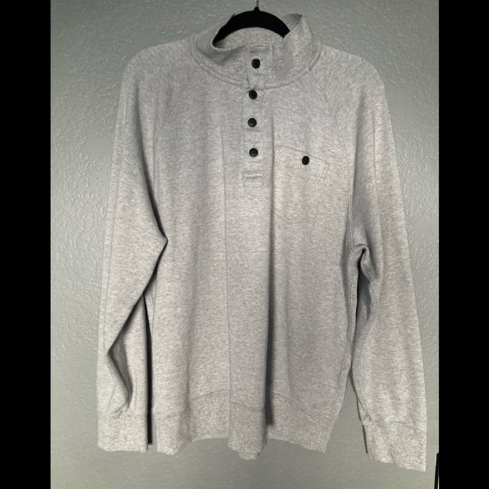 Men’s Old Navy sweater